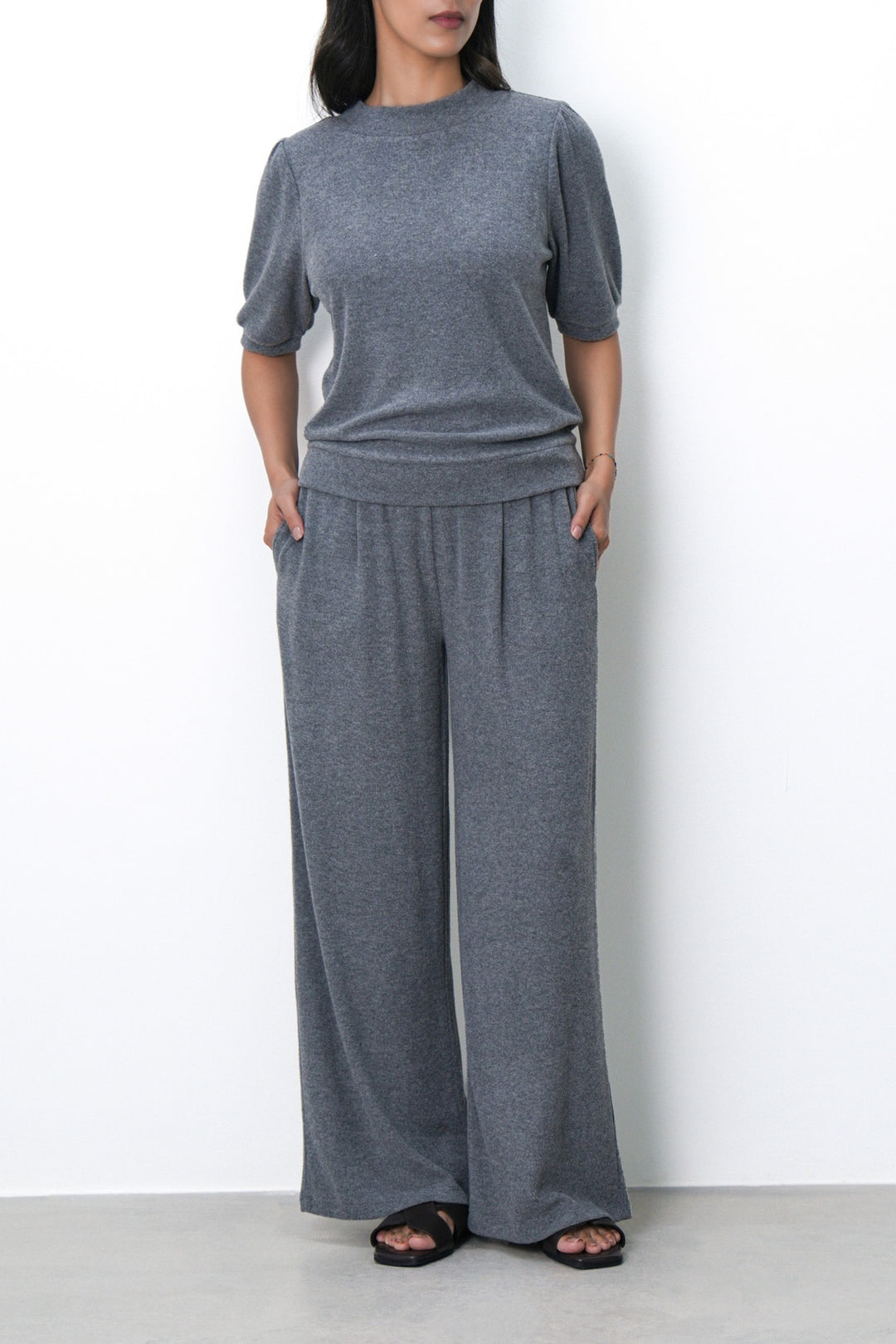 CHARCOAL CLASSIC CREW
