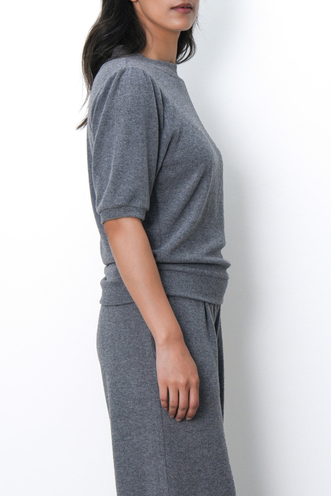 CHARCOAL CLASSIC CREW