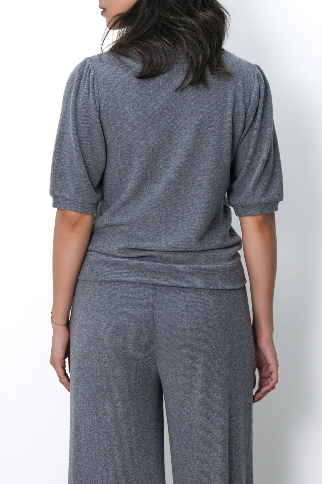 CHARCOAL CLASSIC CREW