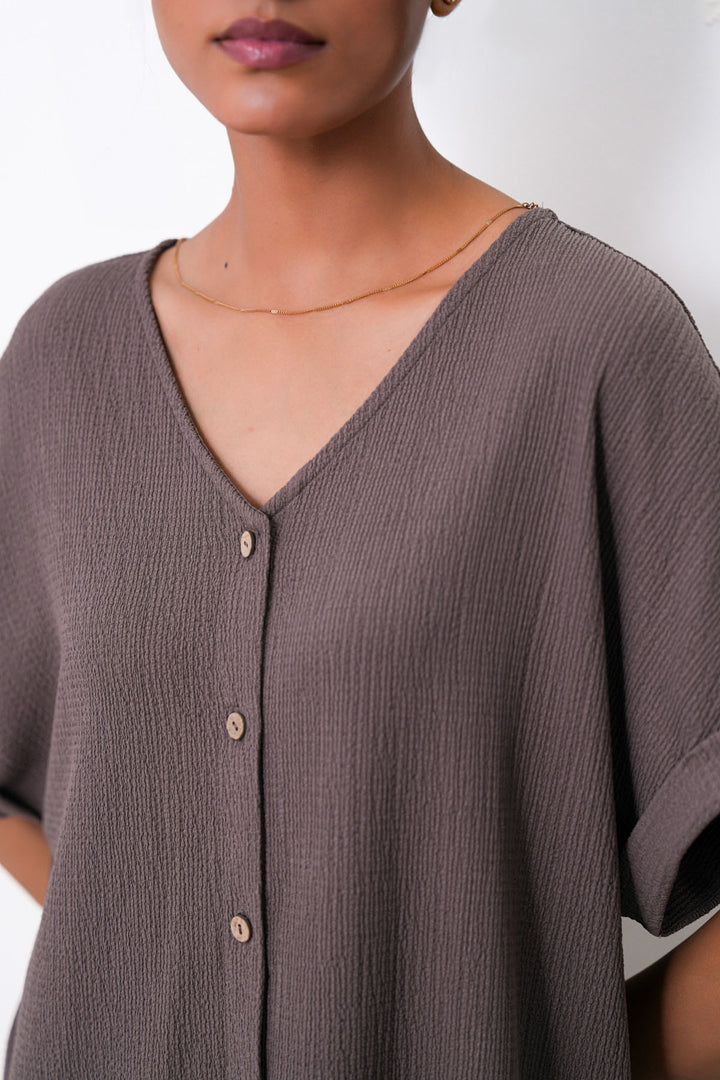 BROWN V-NECK KNIT BLOUSE
