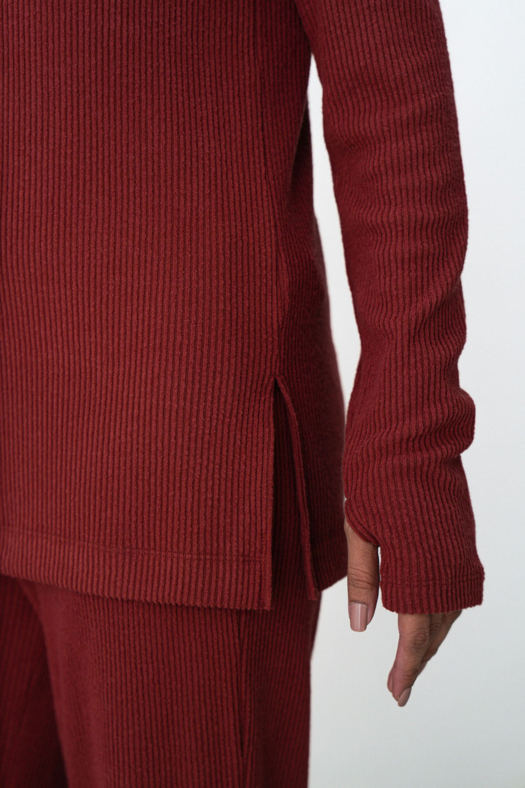 RUST SOFT KNIT PULLOVER