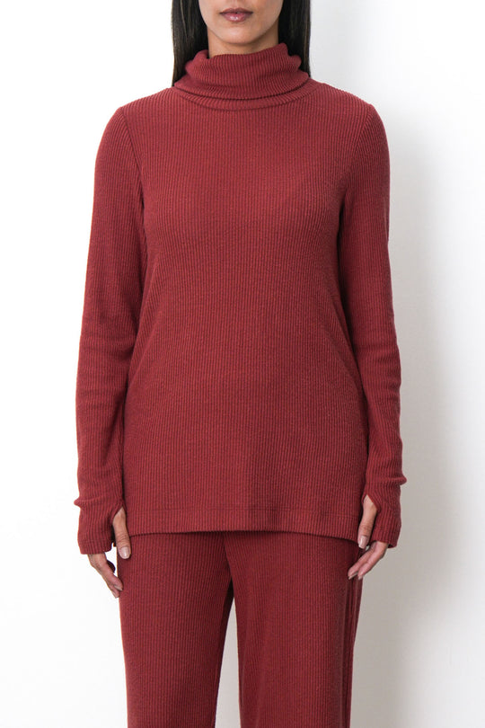 RUST SOFT KNIT PULLOVER