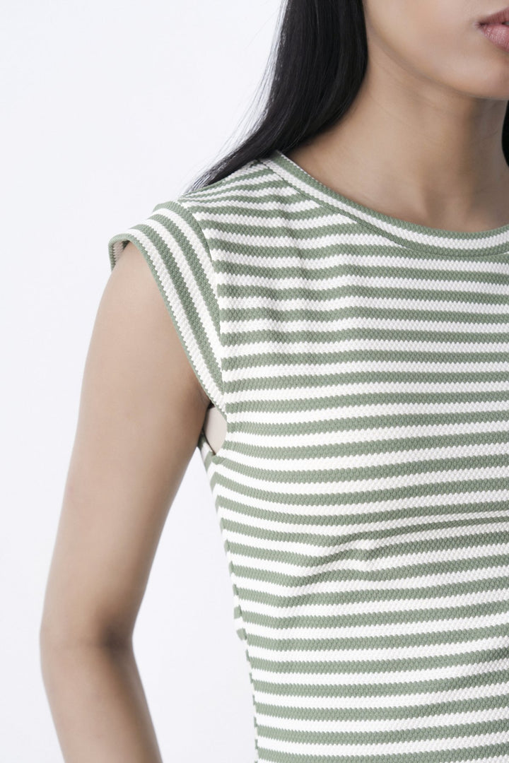 OLIVE WHITE YARN DYED TEE