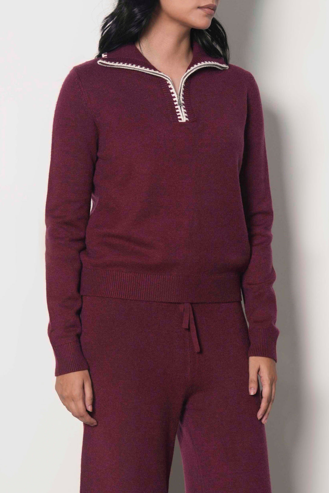 QUARTER ZIP JUMPER