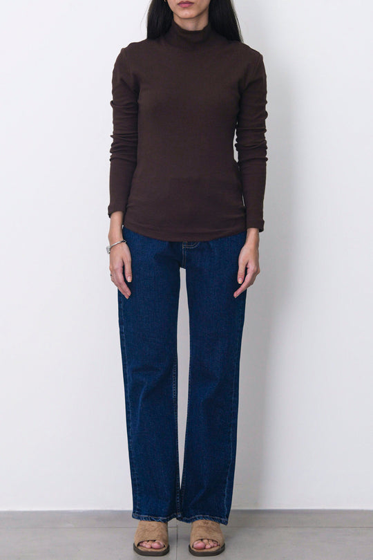 FITTED TURTLENECK