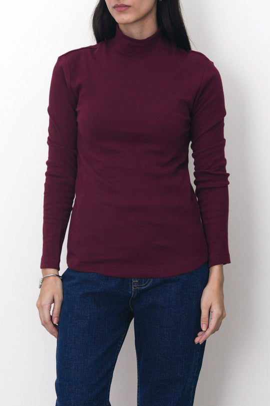MAROON FITTED TURTLENECK