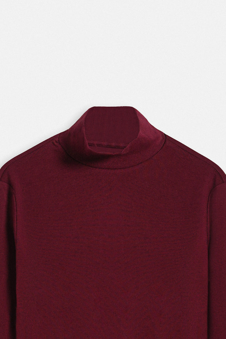 MAROON FITTED TURTLENECK