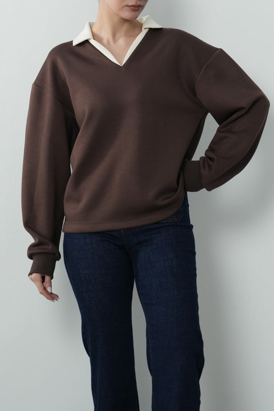 CONTRAST V NECK POLO