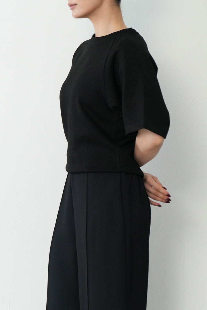 SEAMED REGLAN TEE