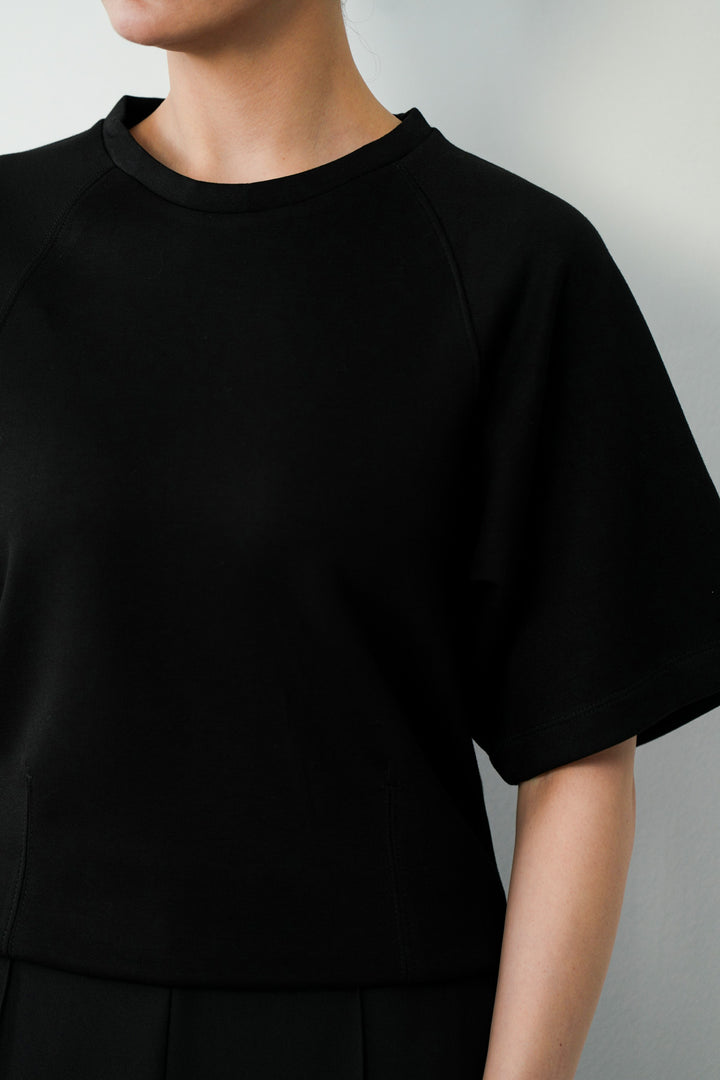 SEAMED REGLAN TEE