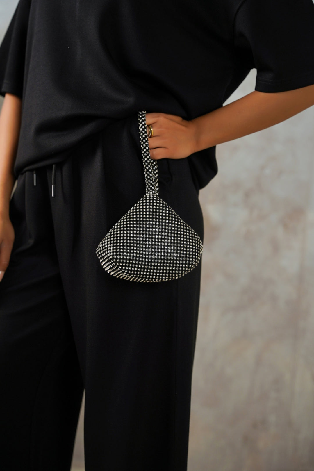 BLACK MINI STUD WRIST BAG