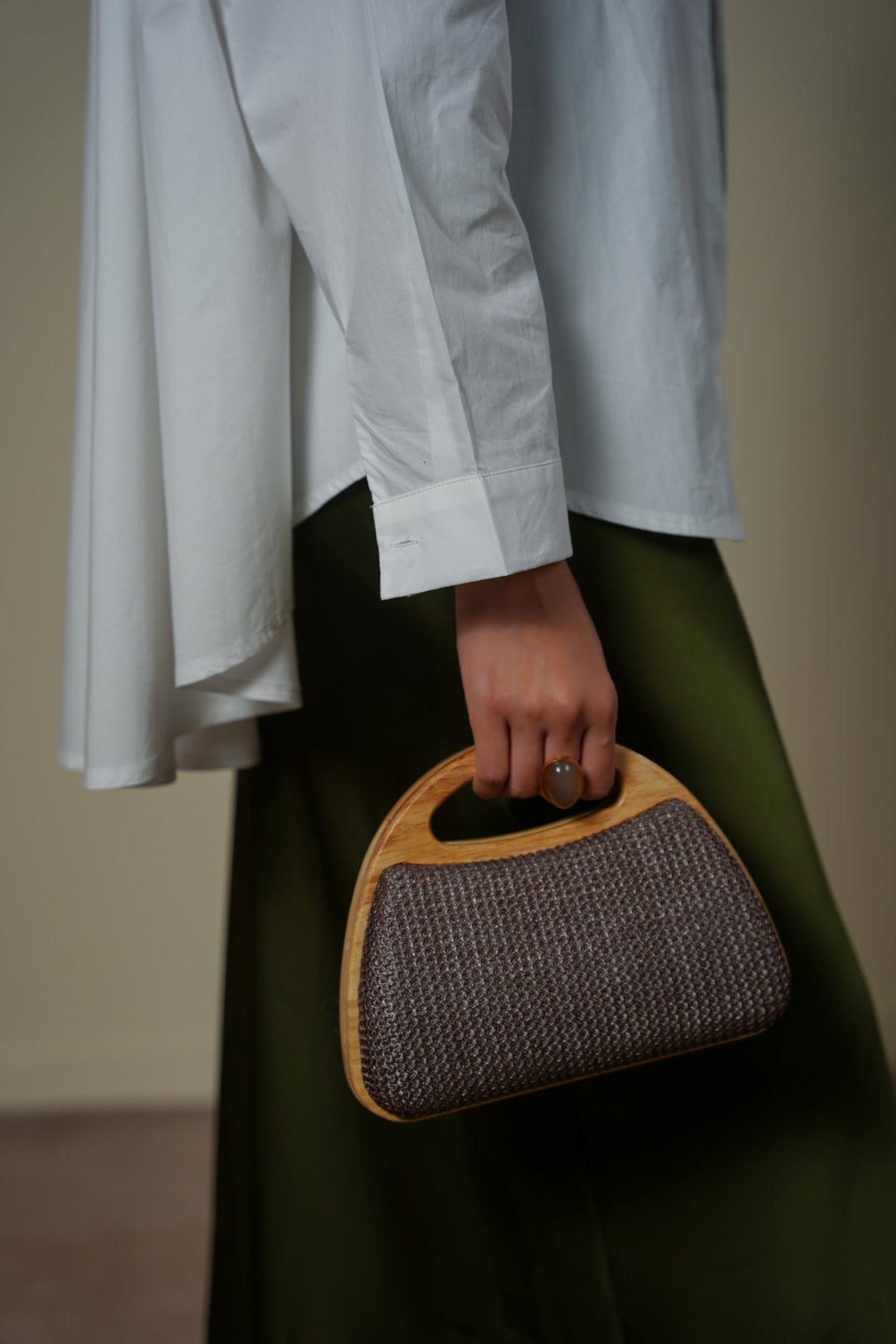 BROWN BRUNCH TOP HANDLE BAG