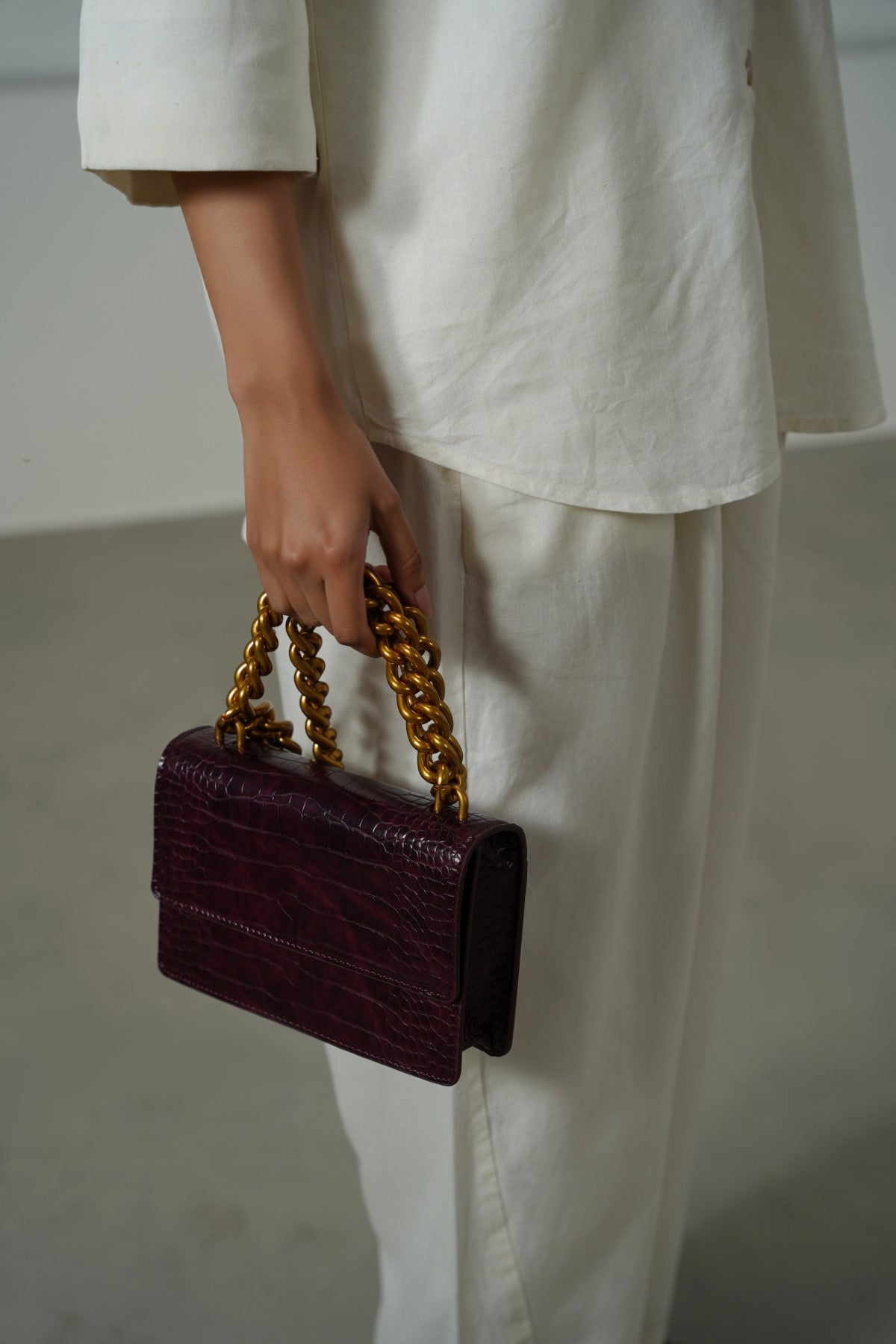 BOXY STATEMENT BAG