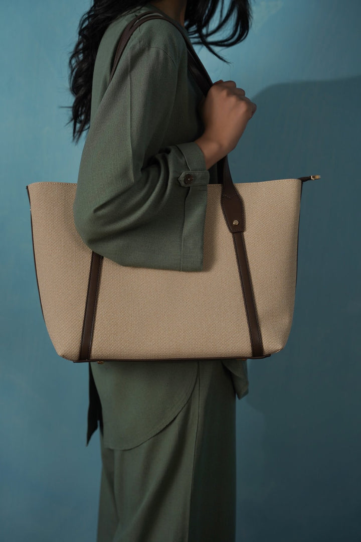 BEIGE THE ERRAND TOTE