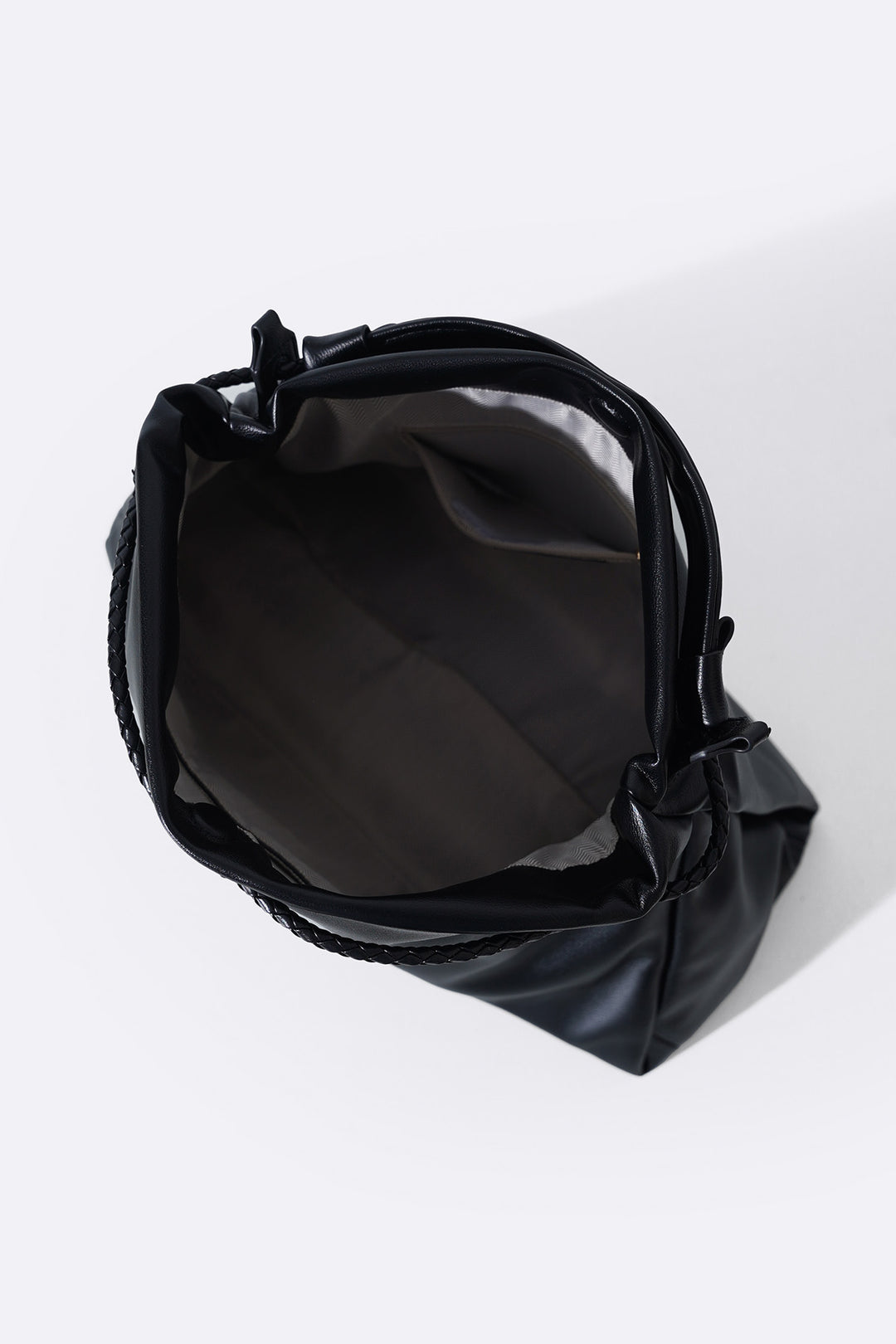 BLACK CRUISE SLOUCHY TOTE
