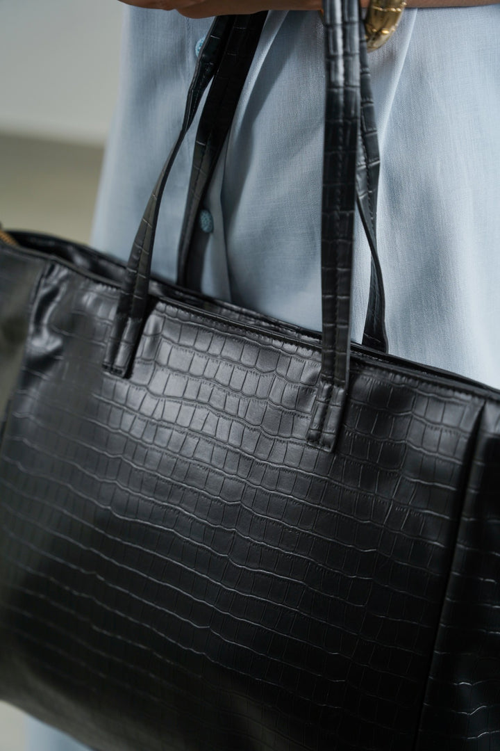 BLACK RAVELLO TOSS-IN TOTE