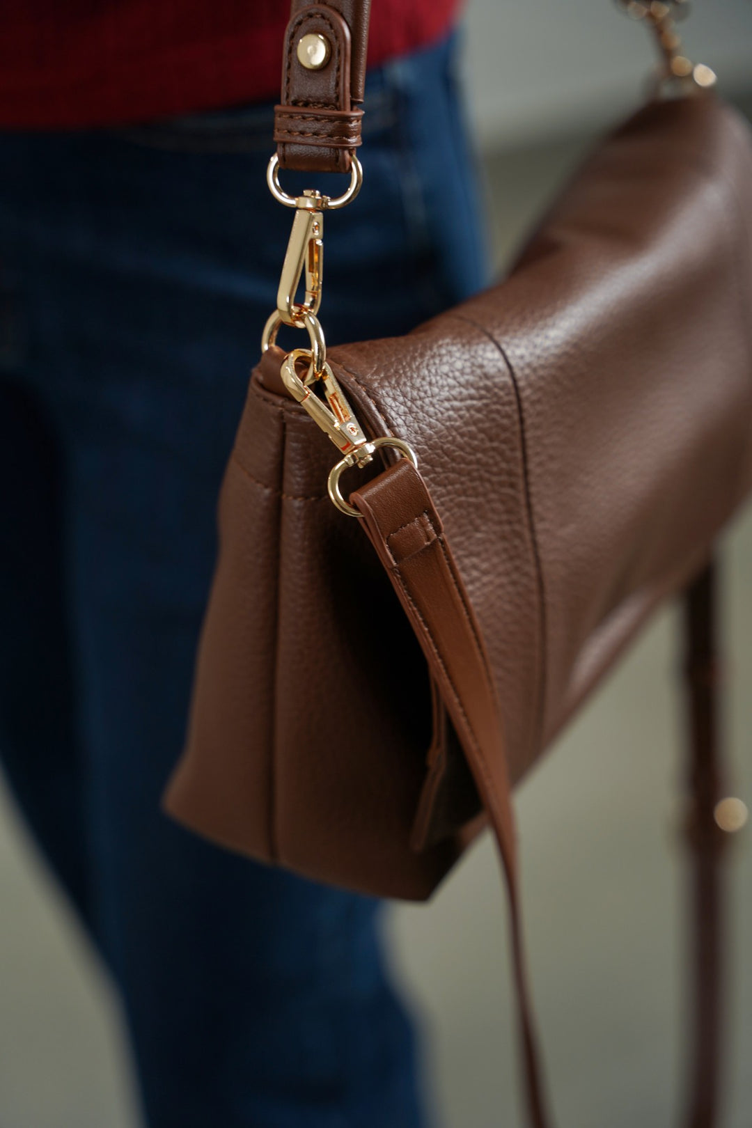 MENORA CROSSBODY BAG