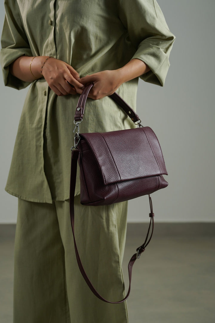 BURGUNDY MENORA CROSSBODY BAG