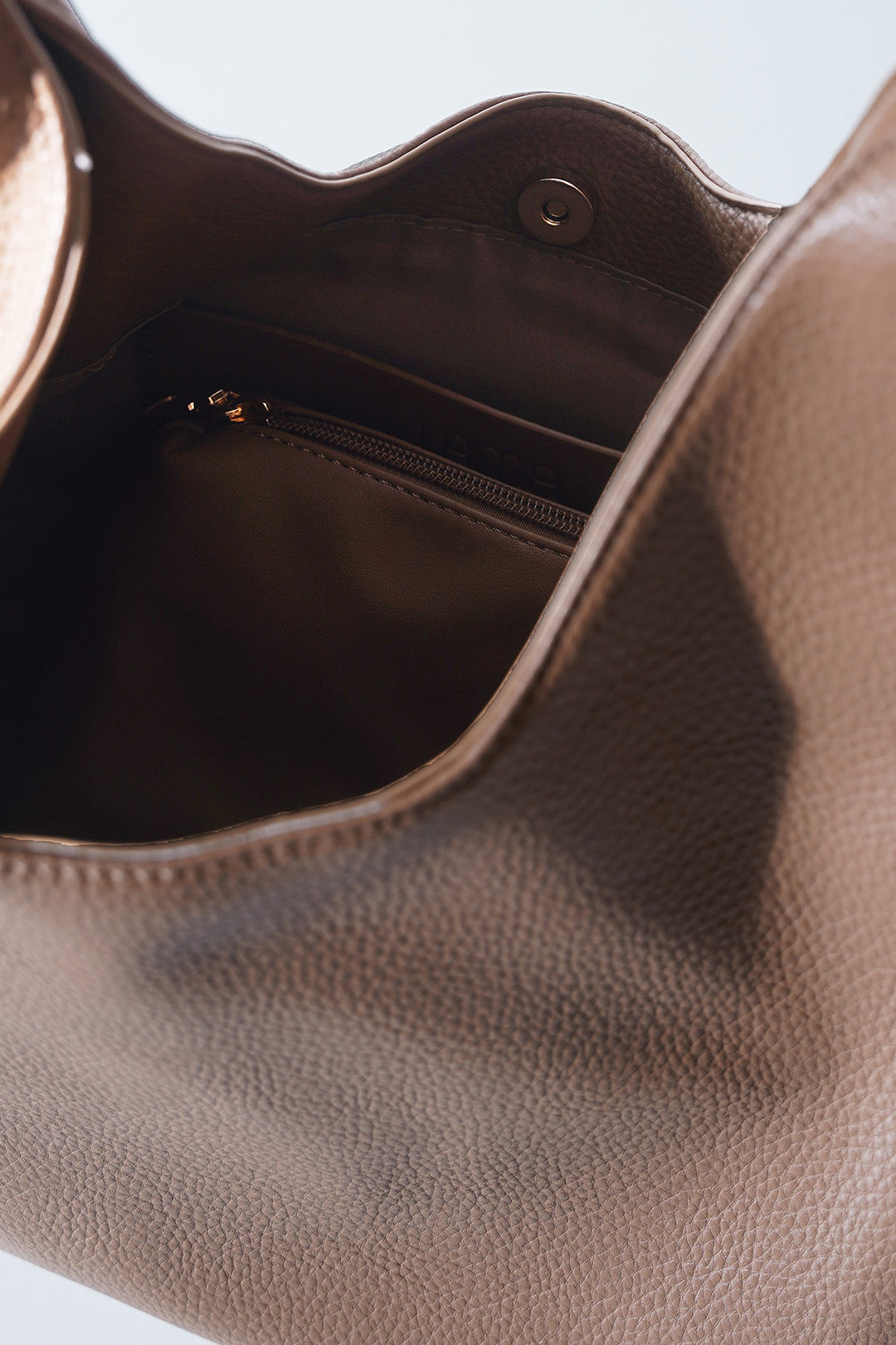 BROWN GOZO TRAVEL TOTE