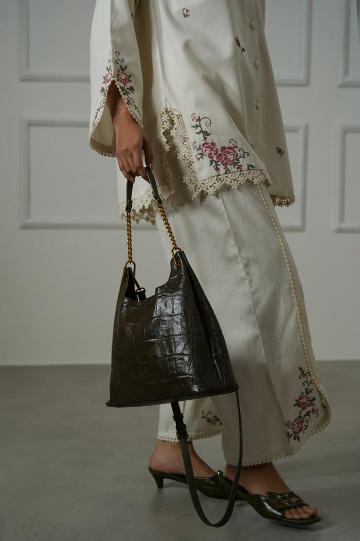 OLIVE CARMO EMBOSSED SHOULDER BAG
