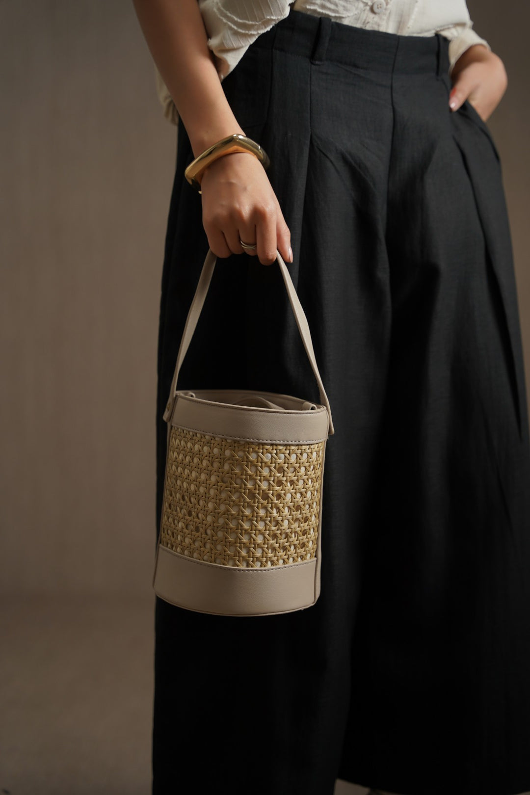 TAUPE TROPICANA BUCKET BAG