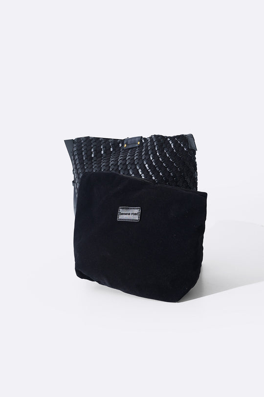 BLACK PALM WEAVE TOTE