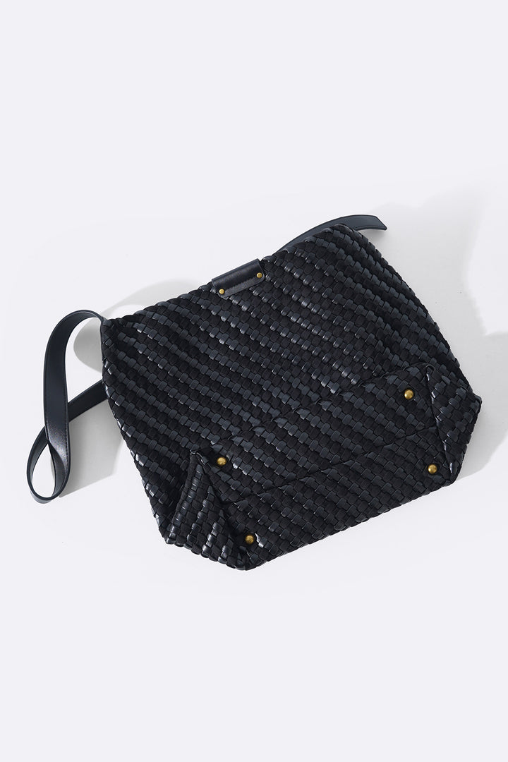 BLACK PALM WEAVE TOTE