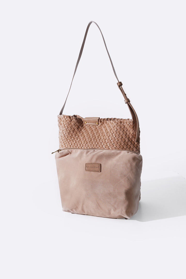 TAN PALM WEAVE TOTE