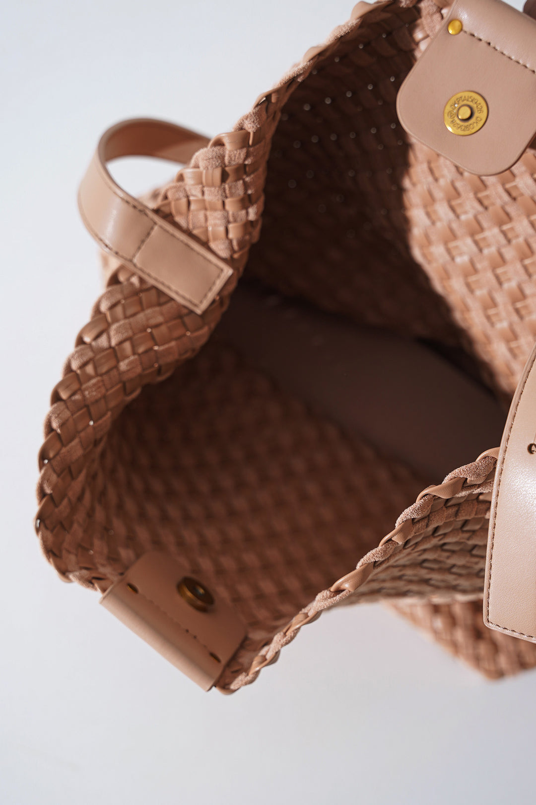 TAN PALM WEAVE TOTE