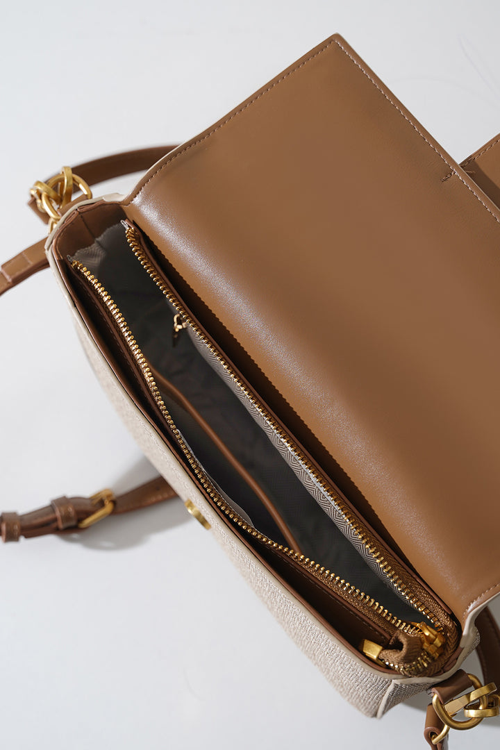 STUDIO SHOULDER BAG