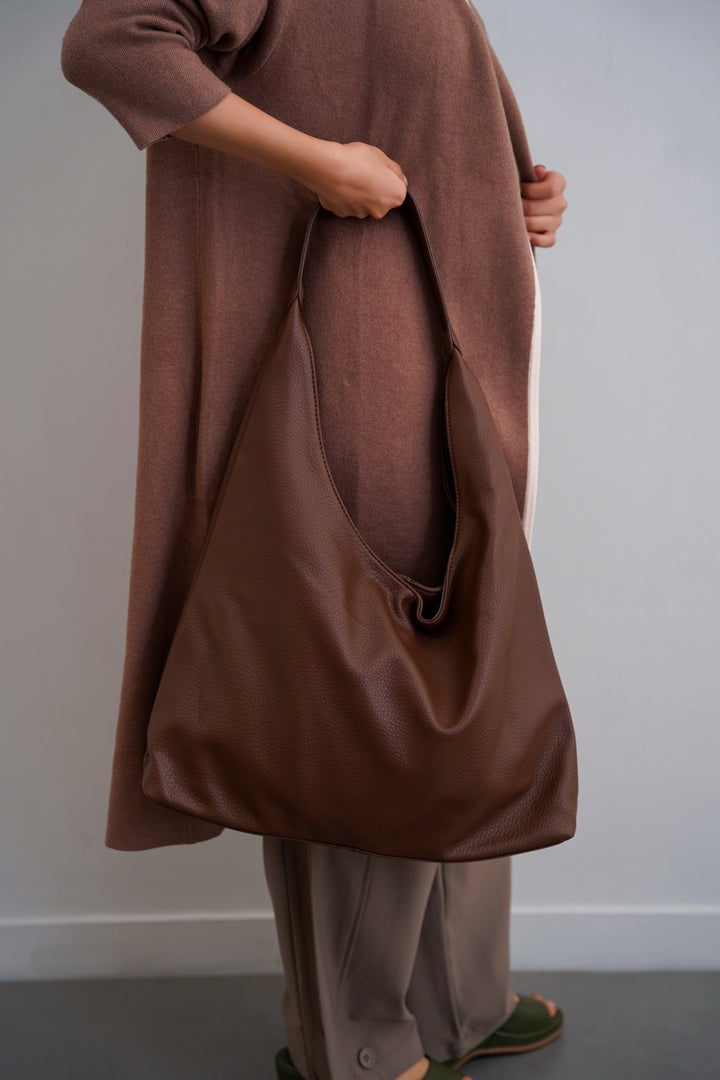 SLOUCHY SOFT TOTE
