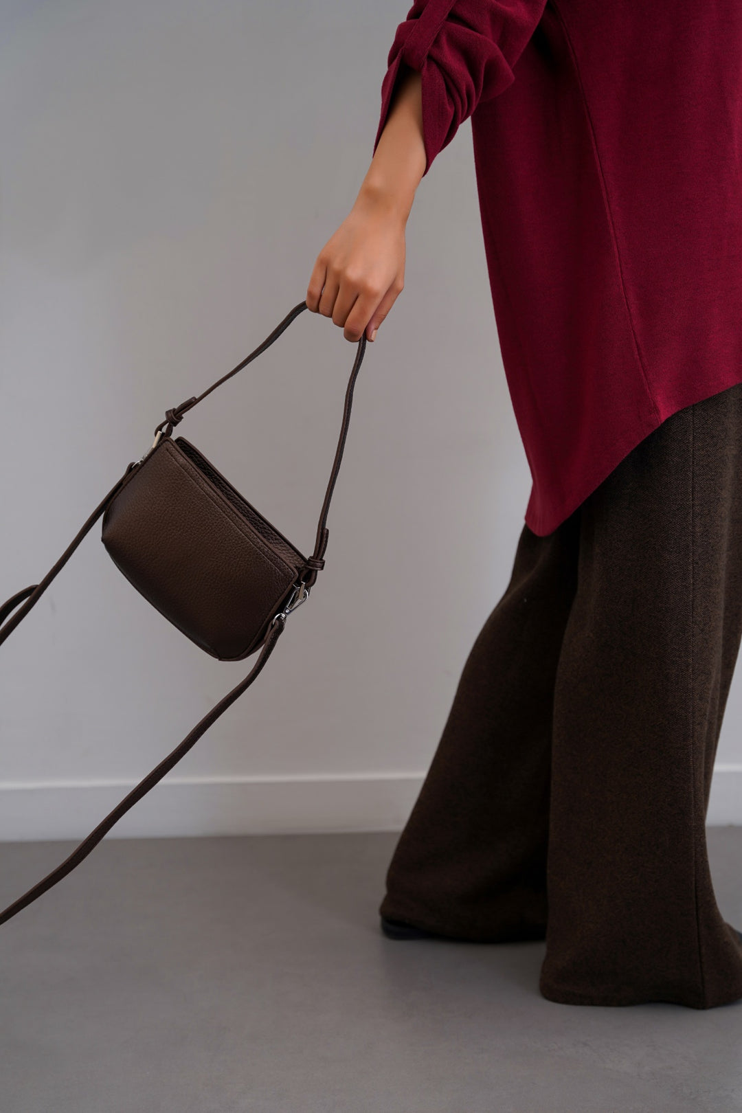 BUTTER CROSSBODY BAG