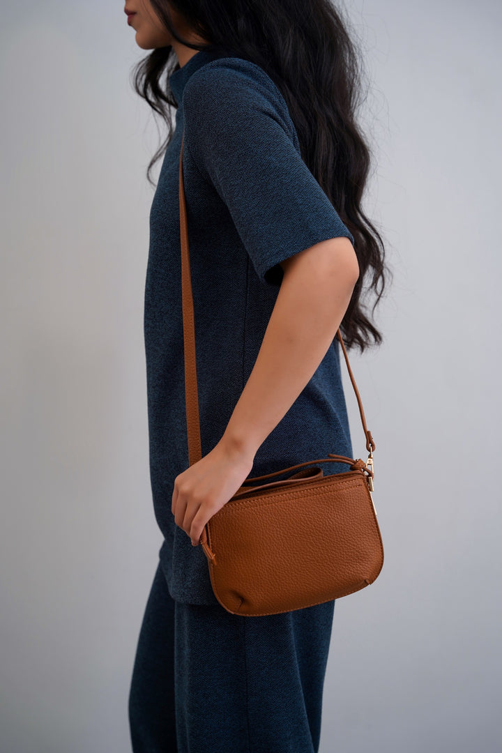 BUTTER CROSSBODY BAG