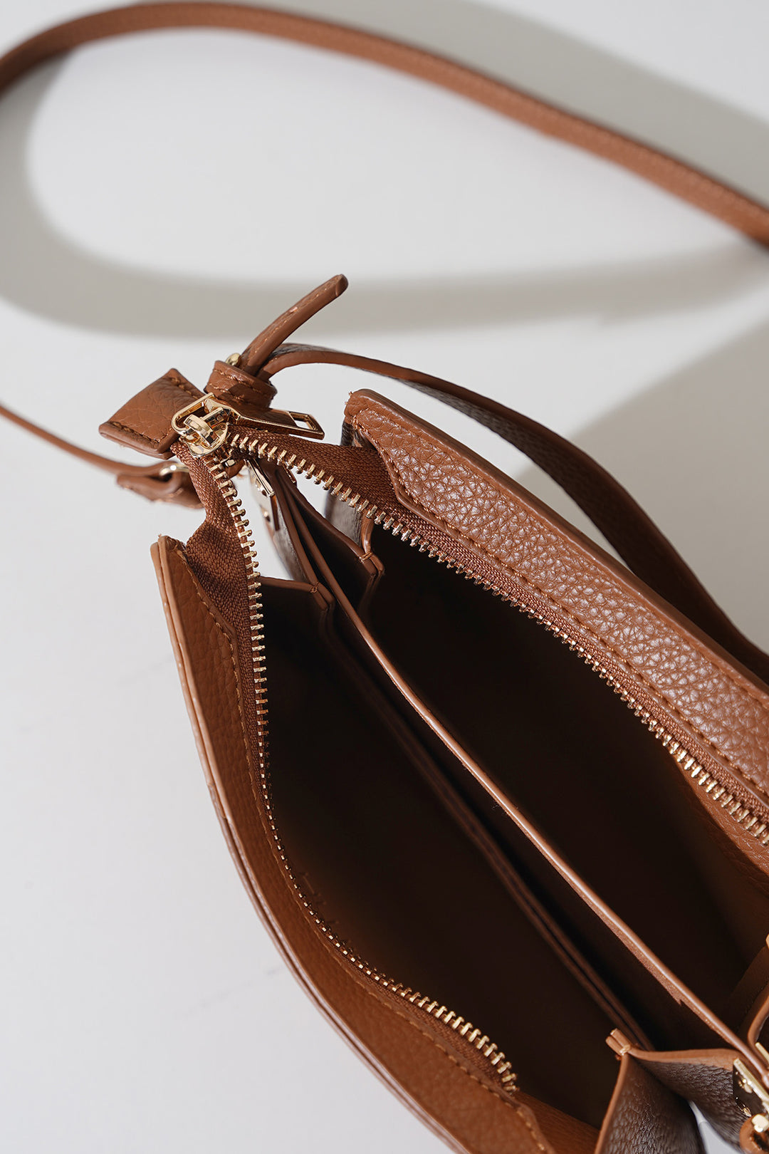 BUTTER CROSSBODY BAG