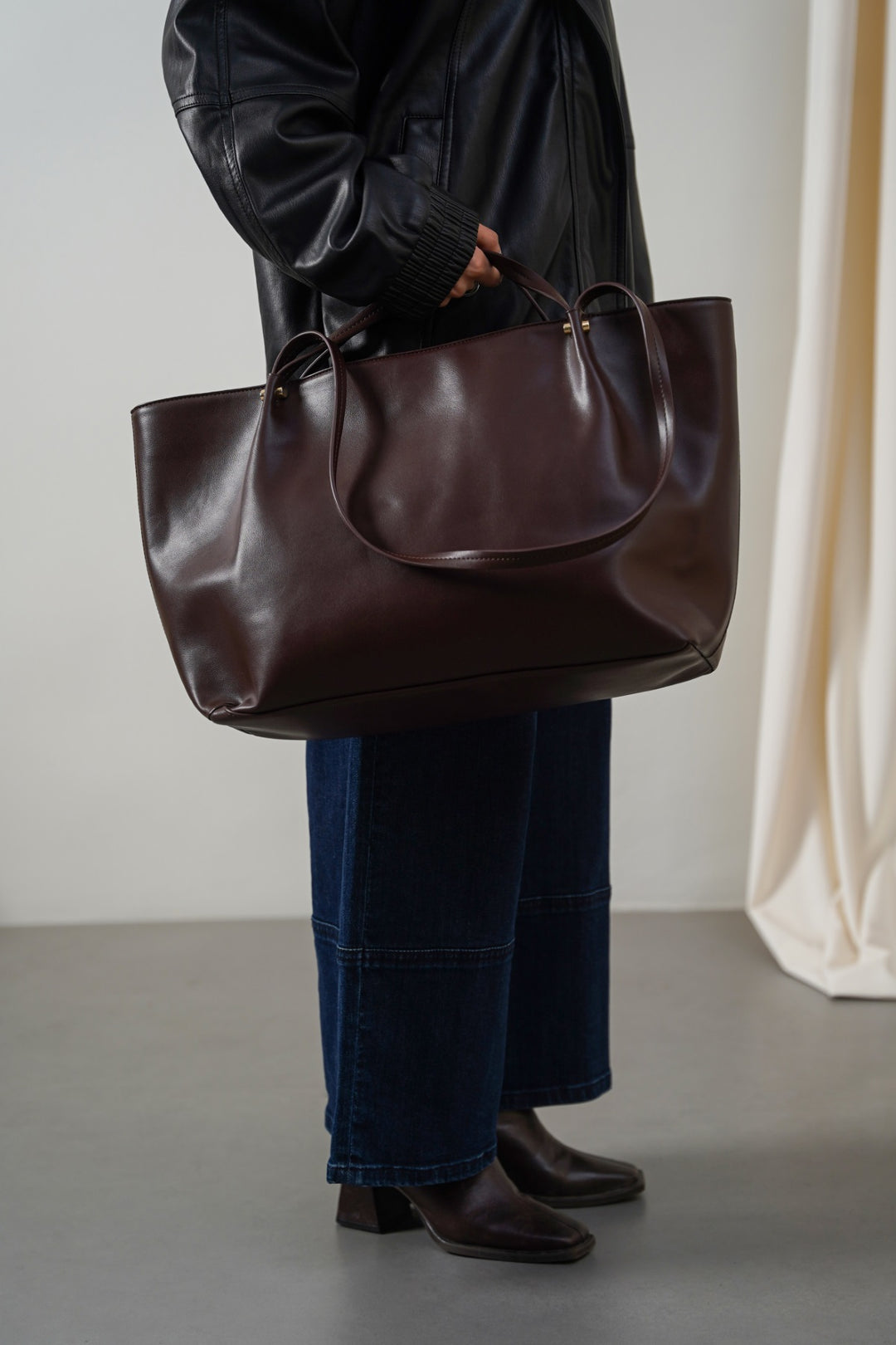 RINGLEADER TOTE