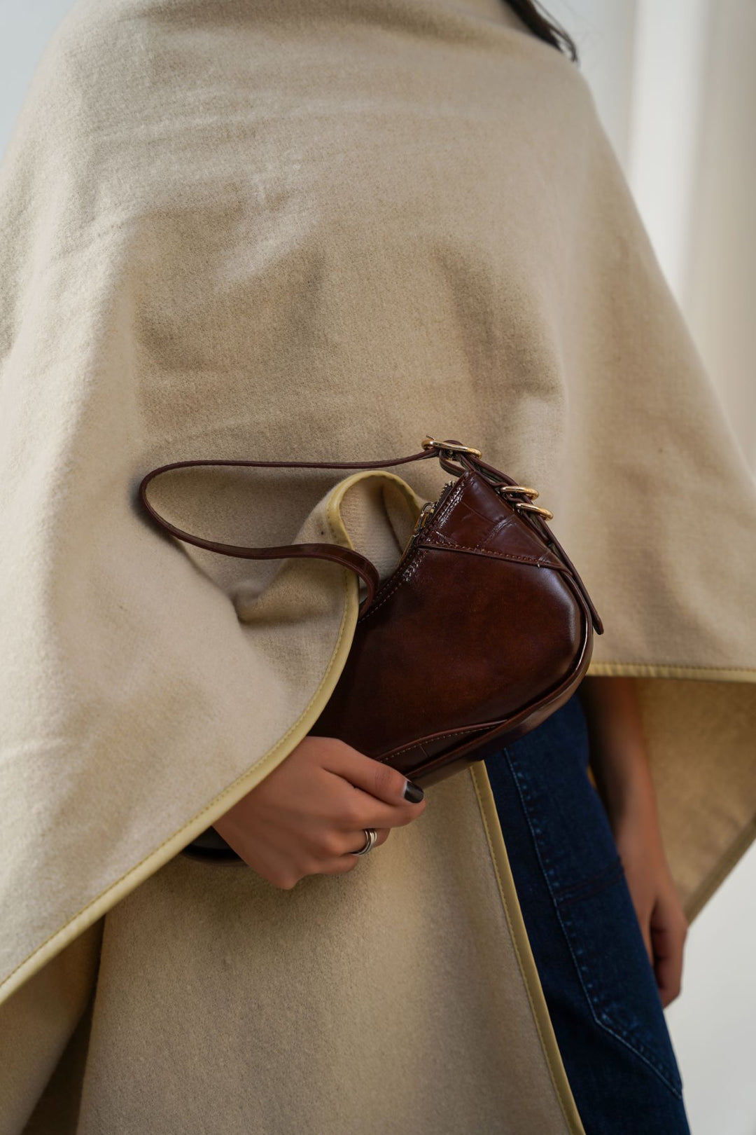 COFFEE LARA SHOULDER BAG