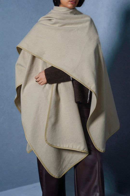 CREAM EDGE LINED CAPE