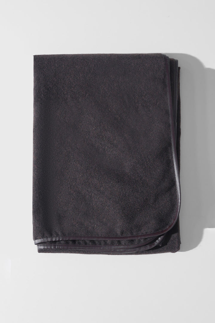 MOCHA EDGE LINED CAPE