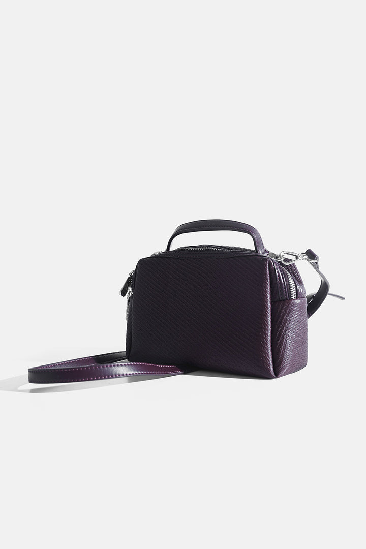 ESSENTIAL TOP HANDLE BAG