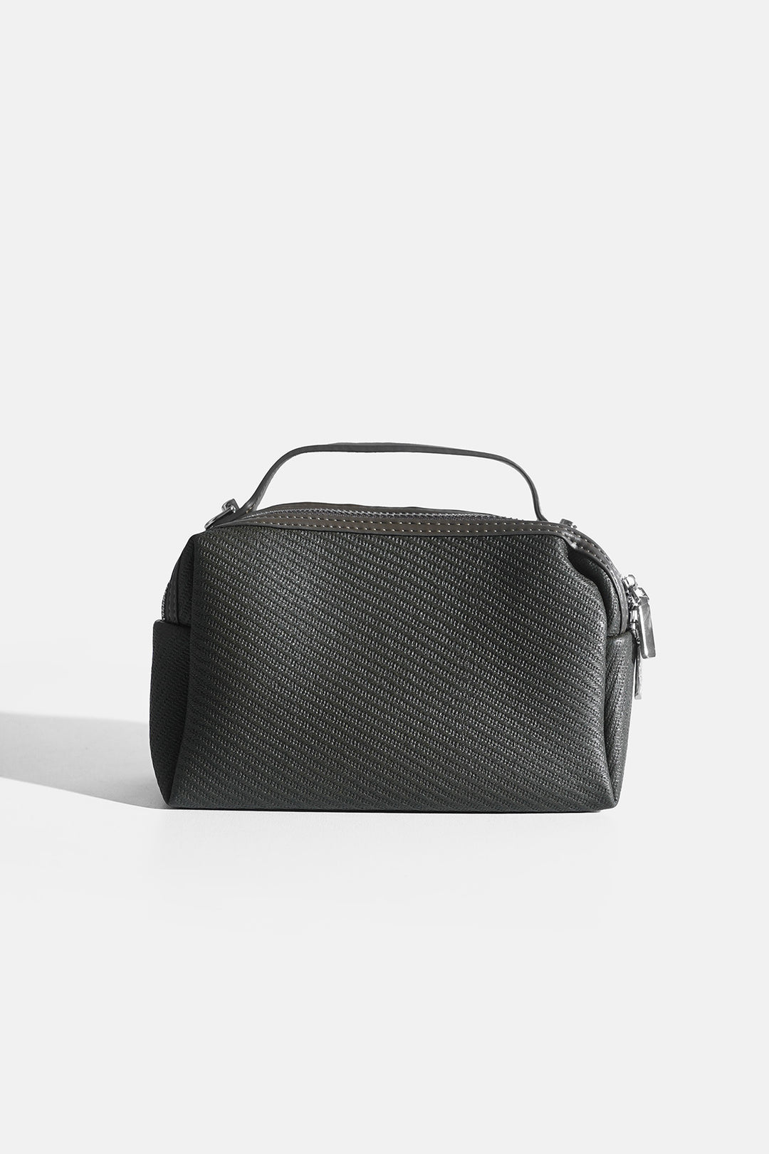 ESSENTIAL TOP HANDLE BAG