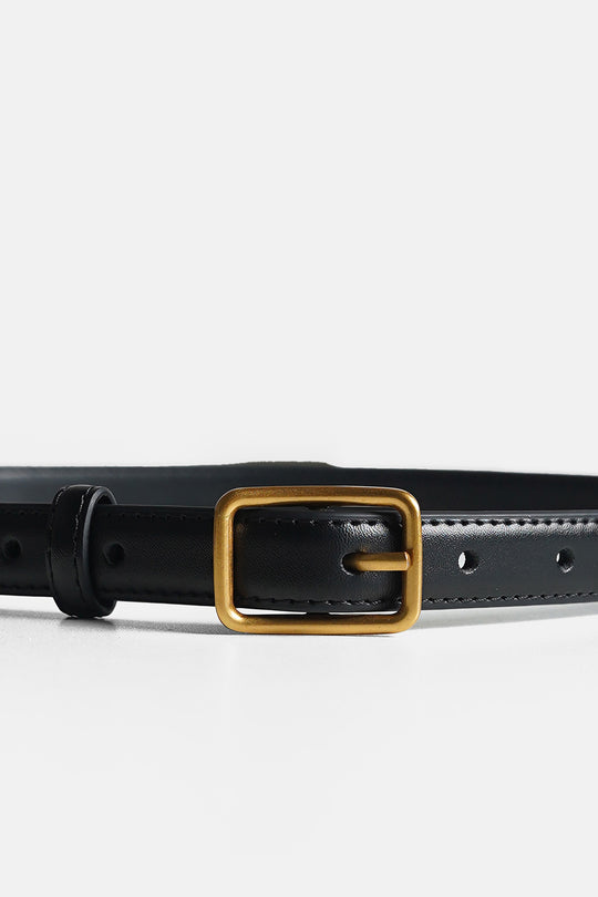BLACK GIRL AT OFFICE BELT