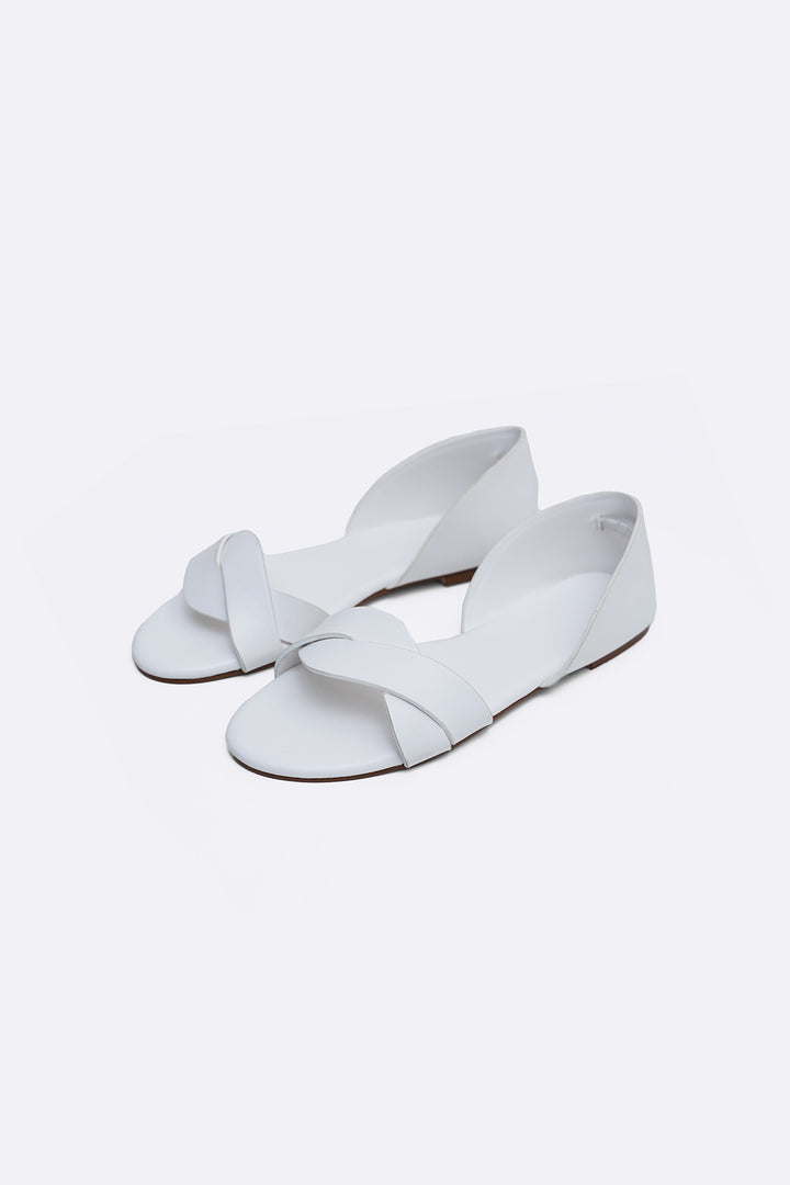 WHITE DORSAY FLATS