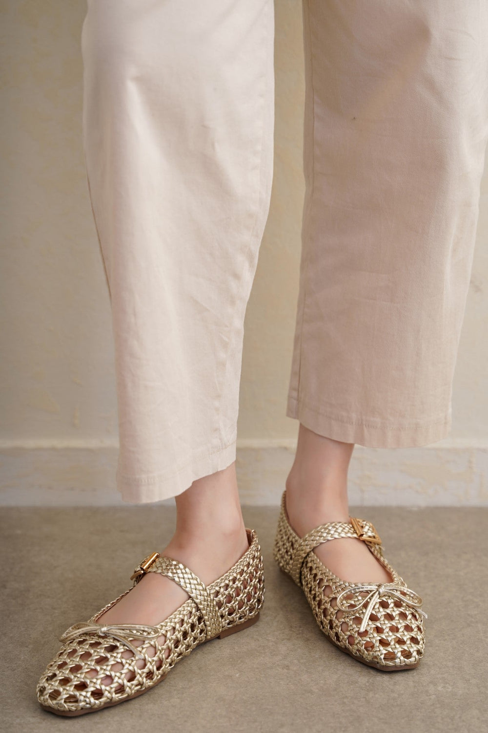 GOLD ASHBY WOVEN PUMPS