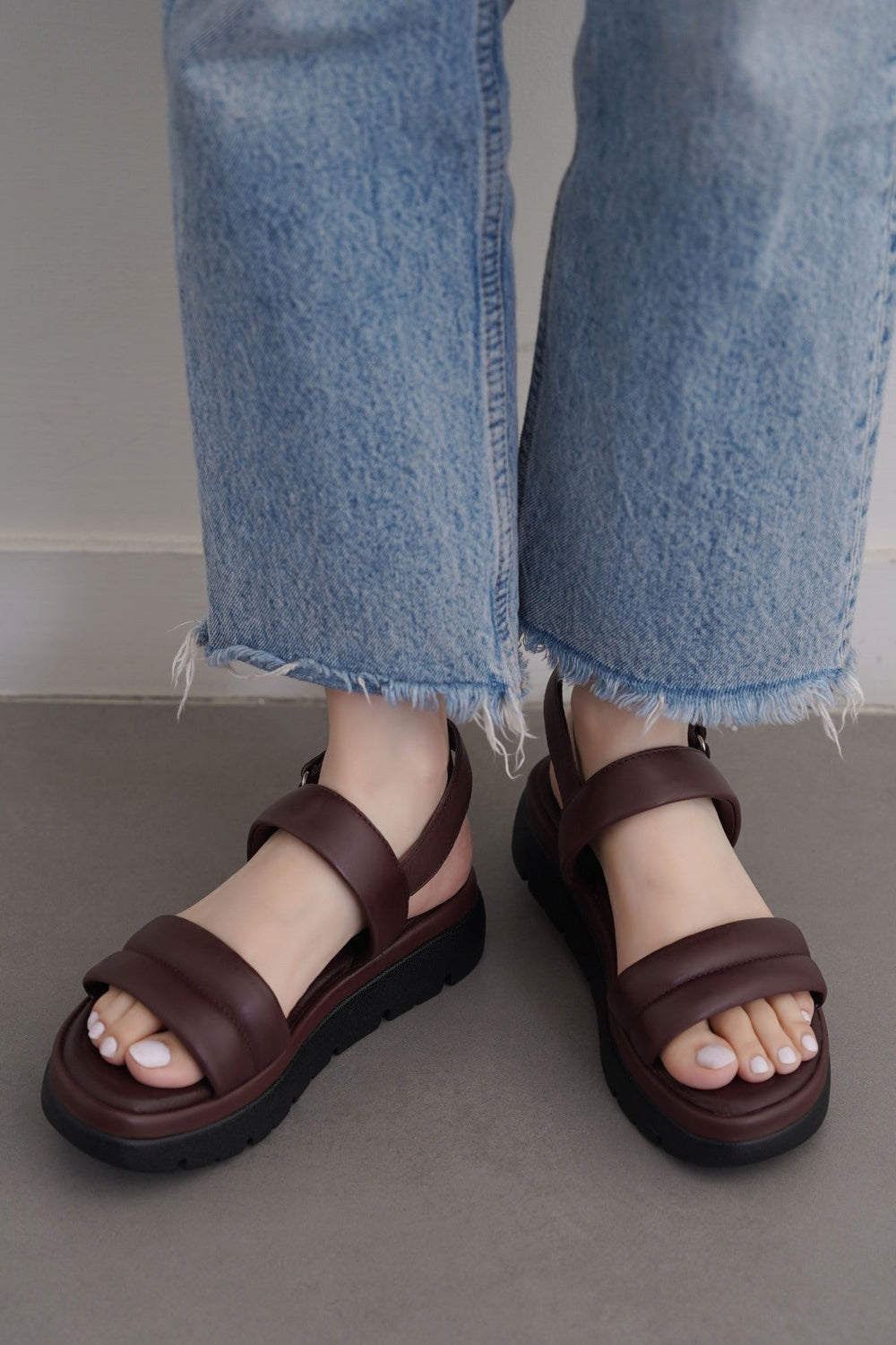 MAROON LEATHER MAMA SANDALS