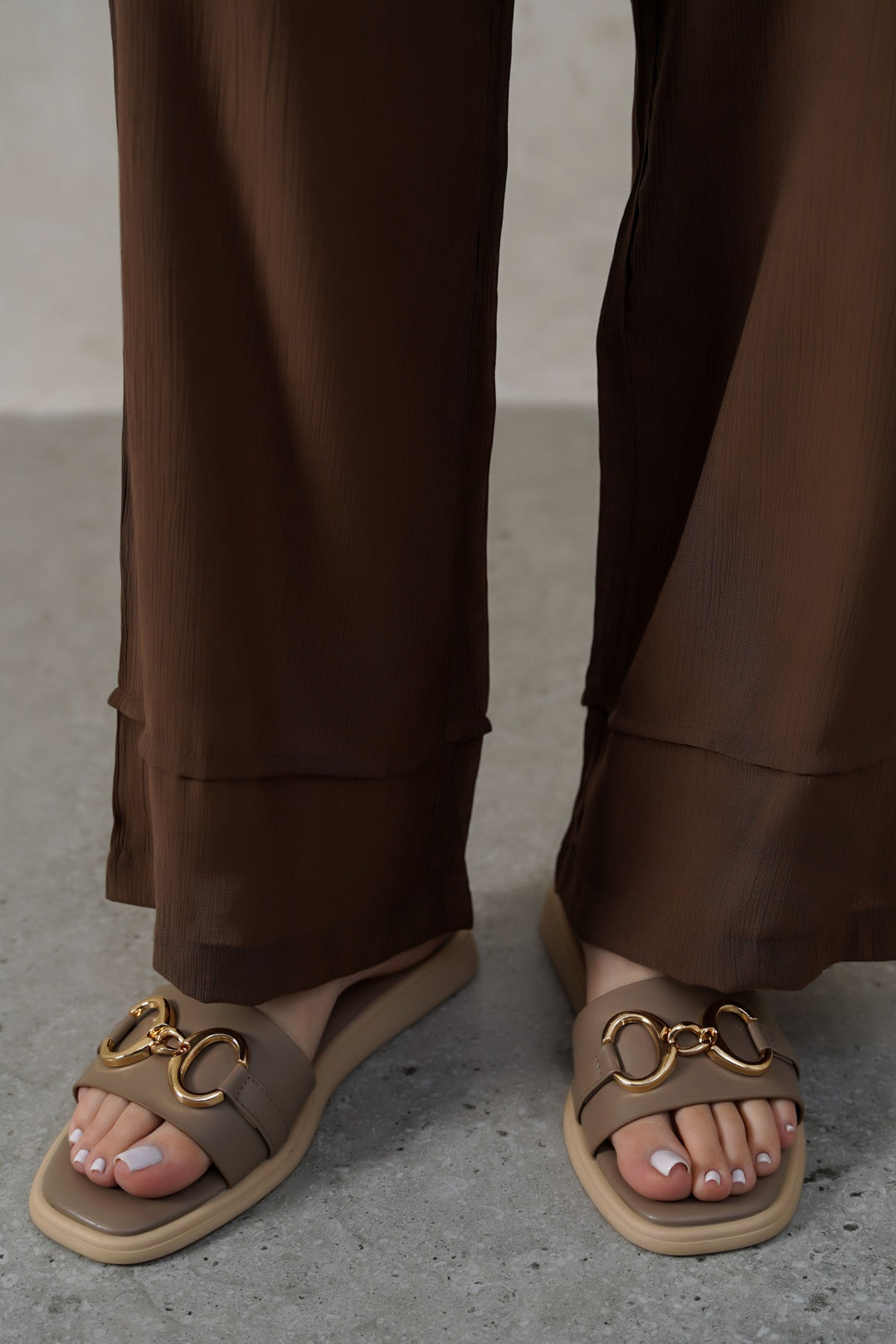MAUVE GREY COMFY BUCKLE SLIDES