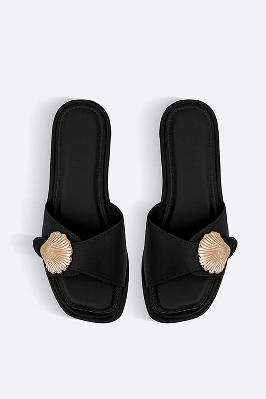 BLACK SEASHELL SLIDES