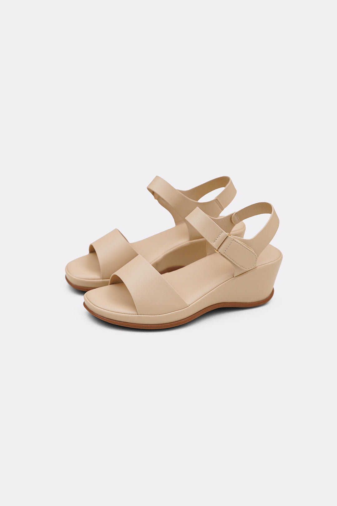 CREAM MAMA WEDGE SANDALS