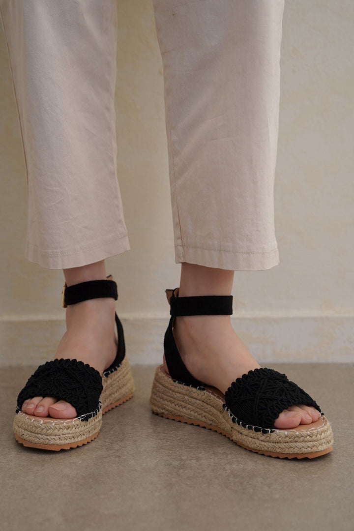 BLACK RUE WOVEN SANDALS