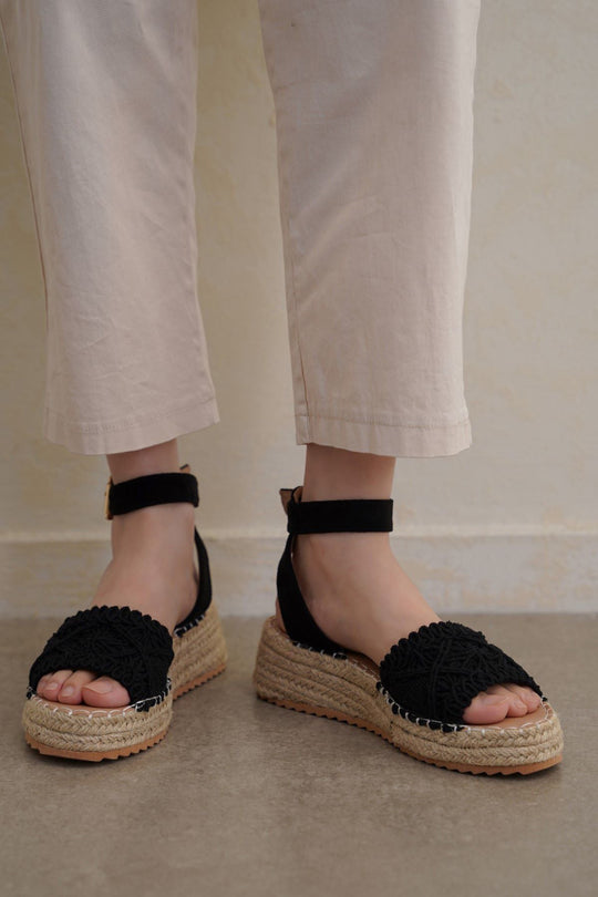 BLACK RUE WOVEN SANDALS