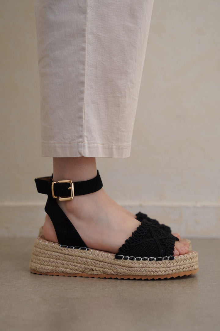 BLACK RUE WOVEN SANDALS